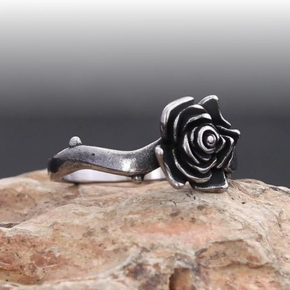 anillo rosa negra